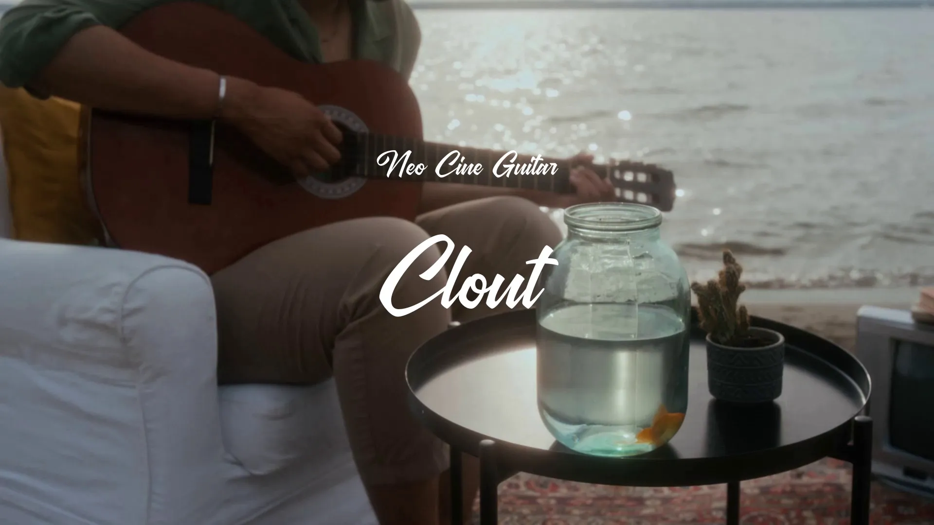 Clout / Neo Cine Guitar