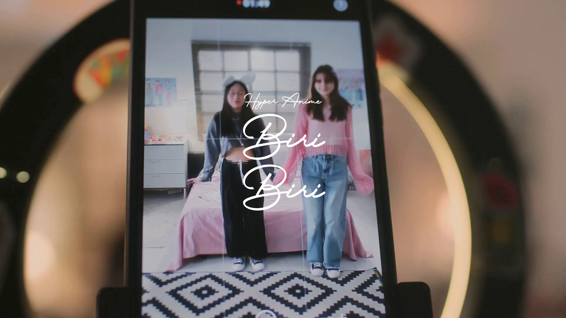 Biri Biri / Hyper Anime